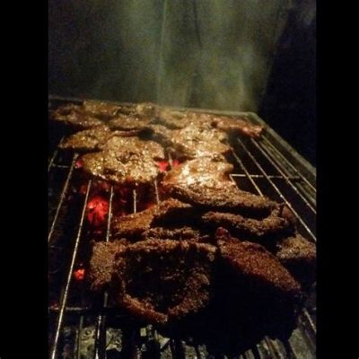  Suya ! Un Voyage Culinaire Enflammé à travers les Ruelles de Zaria